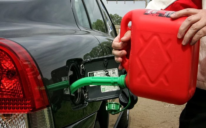 Услуга "Бензин с доставкой": Удобство и Экономия времени
